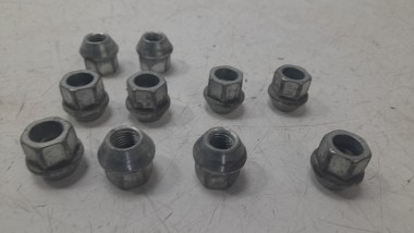 Recambio de juego tornillos de rueda para opel insignia b grand sport (z18) 2017- 2.0 (68) referencia OEM IAM 44949   2