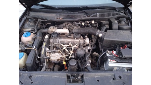 audi a3 (8l1) 1996-2006 del año 2000