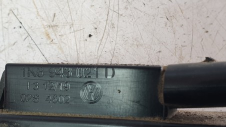 Recambio de portalamparas para seat leon (5f1) 2012-2021 1.5 tsi referencia OEM IAM 1K8943021D  