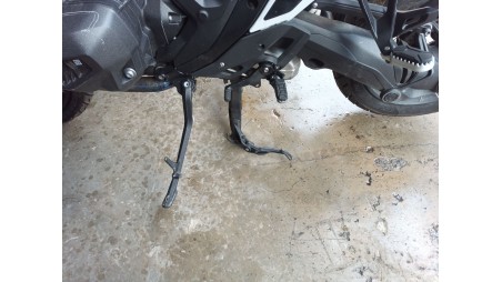 Recambio de caballete central para bmw r 1300 gs - referencia OEM IAM 46521633821  