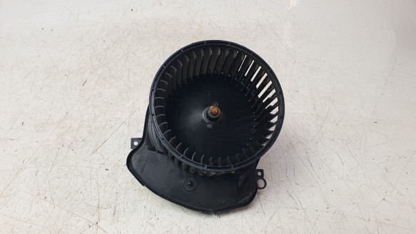 Recambio de ventilador calefaccion para dacia duster iii 2024- eco-g 100 essential referencia OEM IAM 278607174R T59161B 