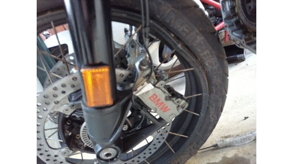 Recambio de pinza de freno delantera izquierda para bmw r 1300 gs - referencia OEM IAM 34118856655  