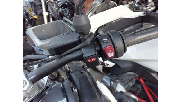 Recambio de piña luces derecha para bmw r 1300 gs - referencia OEM IAM 61315B68108  