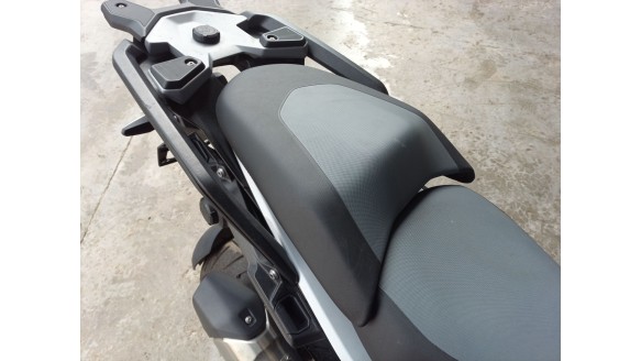 Recambio de asiento trasero para bmw r 1300 gs - referencia OEM IAM 52535A85545  