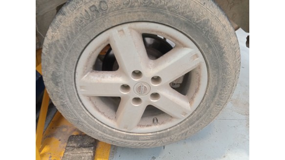 nissan x-trail i (t30) 2001-2013 del año 2005