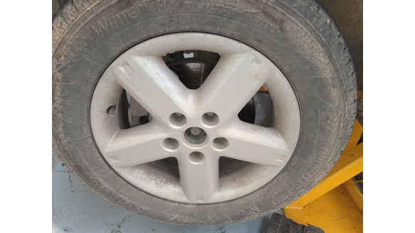 nissan x-trail i (t30) 2001-2013 del año 2005