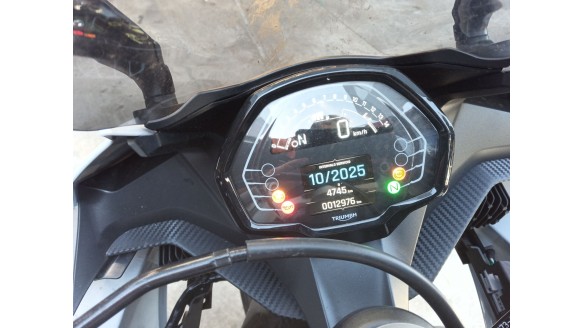 triumph daytona - del año 2024