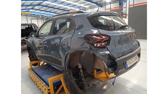 dacia spring 2020- del año 2023