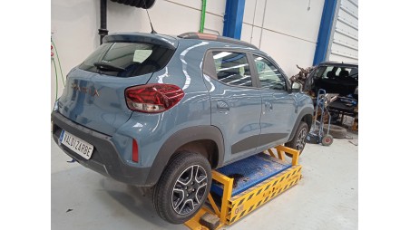 dacia spring 2020- del año 2023