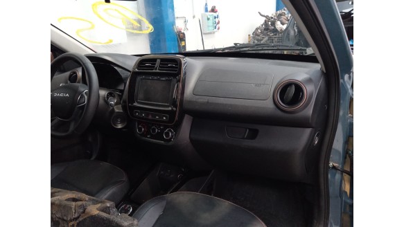 dacia spring 2020- del año 2023