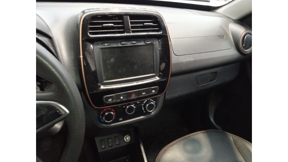 dacia spring 2020- del año 2023