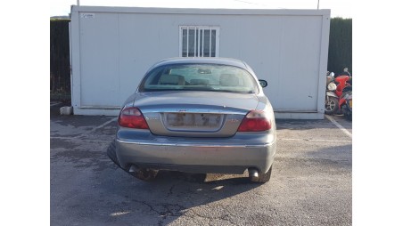 jaguar s-type 2002-2007 del año 2005