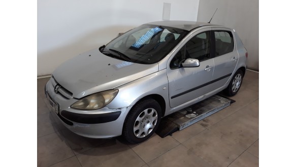 peugeot 307 (3a/c) 2000-2012 del año 2004