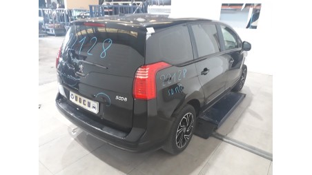 peugeot 5008 2009-2017 del año 2014
