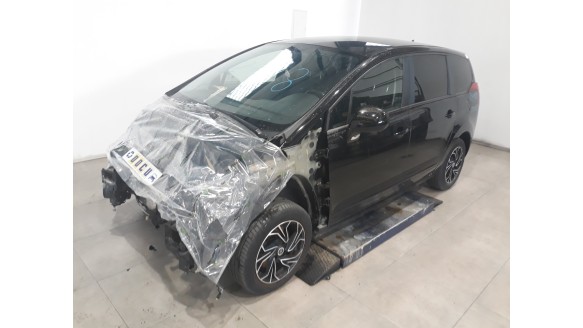 peugeot 5008 2009-2017 del año 2014