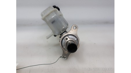 Recambio de bomba freno para hyundai i40 i (vf) 2012-2019 1.7 crdi referencia OEM IAM 585103Z000 585103Z000 
