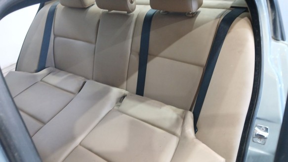 Recambio de asiento trasero medio para bmw 3 (e90) 2004-2012 320 d referencia OEM IAM 52207133818 52207133818 