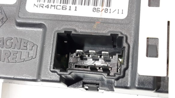 Recambio de elevalunas delantero derecho para renault latitude 2010-2014 privilege referencia OEM IAM 807200010R 807300027R 8073