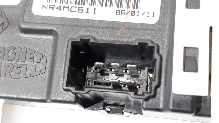 Recambio de elevalunas delantero derecho para renault latitude 2010-2014 privilege referencia OEM IAM 807200010R 807300027R 8073