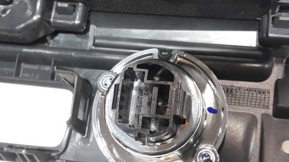 Recambio de rejilla aireadora para renault latitude 2010-2014 privilege referencia OEM IAM 274860004R 274860004R 