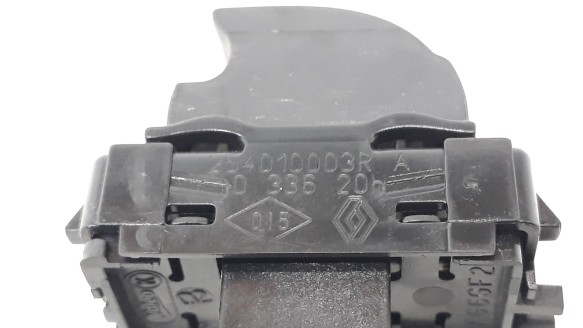 Recambio de mando elevalunas trasero izquierdo para renault latitude 2010-2014 privilege referencia OEM IAM 254010003R 254010003