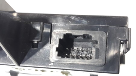 Recambio de mando multifuncion para renault latitude 2010-2014 privilege referencia OEM IAM 274700004R 274700004R 