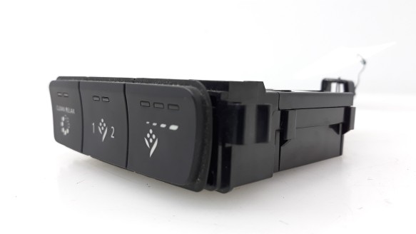 Recambio de mando multifuncion para renault latitude 2010-2014 privilege referencia OEM IAM 274700004R 274700004R 