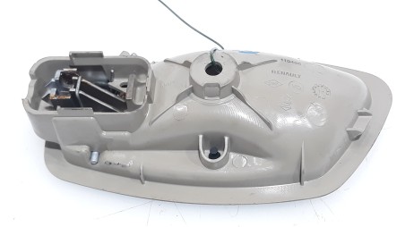 Recambio de maneta interior delantera derecha para renault latitude 2010-2014 privilege referencia OEM IAM 826720001R 826720001R