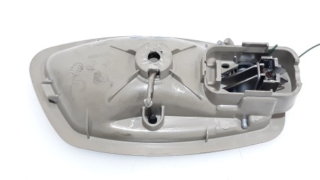 Recambio de maneta interior delantera izquierda para renault latitude 2010-2014 privilege referencia OEM IAM 806700014R 82673000