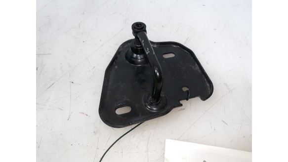 Recambio de cerradura capot para ford focus lim. 2014-2018 trend referencia OEM IAM 82A823186 82A823186 