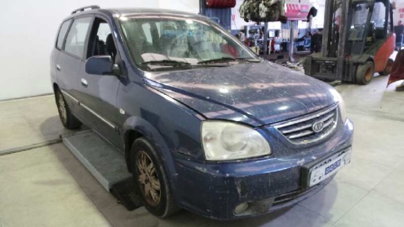 kia carens 2002-2006 del año 2003