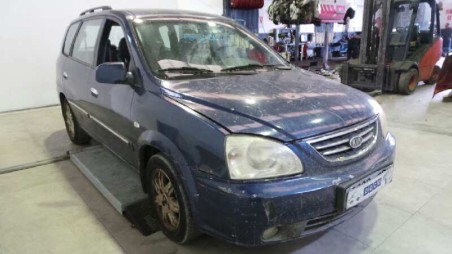 kia carens 2002-2006 del año 2003