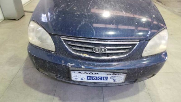 kia carens 2002-2006 del año 2003