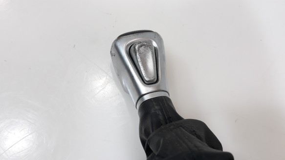 Recambio de palanca cambio para hyundai ioniq (ae) 2016- 1.6 gdi hybrid referencia OEM IAM 46700F2210 46701F2140 46701F2140