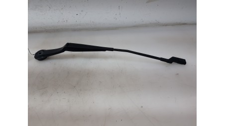 Recambio de brazo limpia delantero izquierdo para ford focus lim. 2014-2018 trend referencia OEM IAM BM5117526AB BM5117526AB 