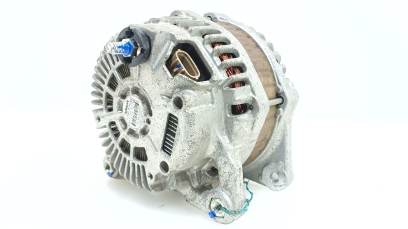 Recambio de alternador para nissan juke (f15) 2010- 1.2 dig-t referencia OEM IAM 23100BV80A 23100BV80A 