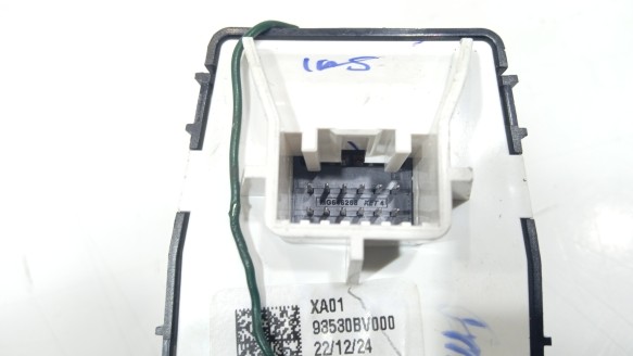 Recambio de mando retrovisor para hyundai bayon (bc3) 2021- 1.2 mpi referencia OEM IAM 93530BV000NNB 93530BV000 93530BV000