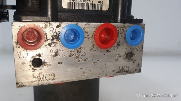 Recambio de abs para peugeot 508 i (8d_) 2010-2018 1.6 hdi referencia OEM IAM 9677032180 9677032180 