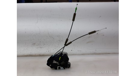 Recambio de cerradura puerta delantera derecha para lexus is 2013- 300h referencia OEM IAM 6903060250 6903060250 