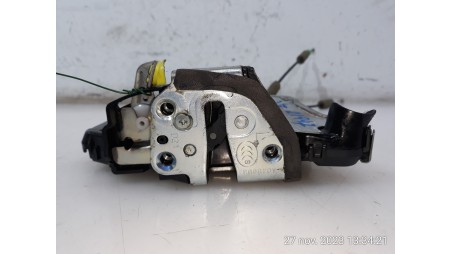 Recambio de cerradura puerta delantera izquierda para lexus is 2013- 300h referencia OEM IAM 6904053100 6904053100 
