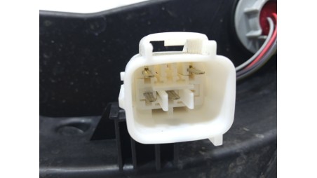 Recambio de piloto trasero izquierdo paragolpes para kia niro 2016- 1.6gdi hybrid-141 referencia OEM IAM 92405AT110 92405AT110 