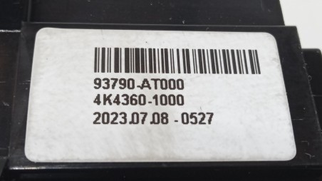 Recambio de warning para kia niro 2016- 1.6gdi hybrid-141 referencia OEM IAM 93790AT000 93790AT000 