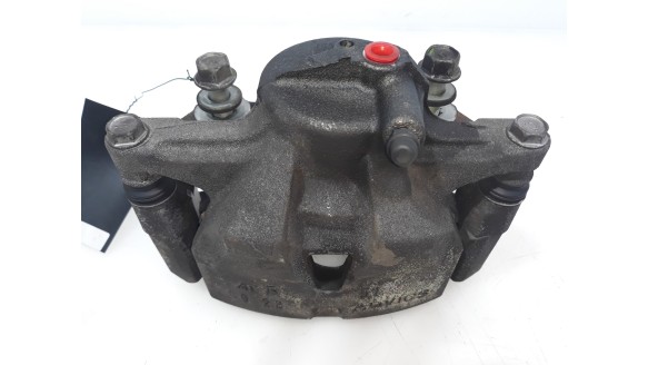 Recambio de pinza freno delantera derecha para lexus is 2013- 300h referencia OEM IAM 4773053060 4773053060 