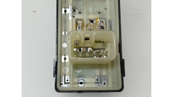 Recambio de mando elevalunas trasero derecho para hyundai ioniq (ae) 2016- 1.6 gdi hybrid referencia OEM IAM 93580G2010 93580G20