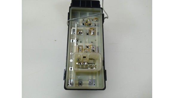 Recambio de mando elevalunas trasero derecho para hyundai ioniq (ae) 2016- 1.6 gdi hybrid referencia OEM IAM 93580G2010 93580G20