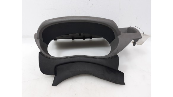 Recambio de moldura para renault master kasten 2010- l1h2 hka 3,5t referencia OEM IAM 682400017R 682400017R 