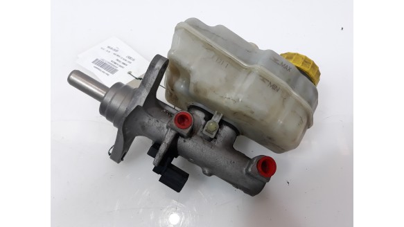 Recambio de bomba freno para seat ibiza st (6j8) 2010-2015 style referencia OEM IAM 6R1611019A 6R1611019A 