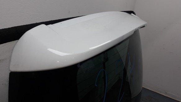 Recambio de porton trasero para opel meriva b 2010-2017 cosmo referencia OEM IAM 13408769 13408769 