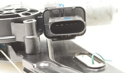 Recambio de elevalunas delantero izquierdo para bmw 1 (f20) 2011-2019 116 d referencia OEM IAM 51337281881 7242561 