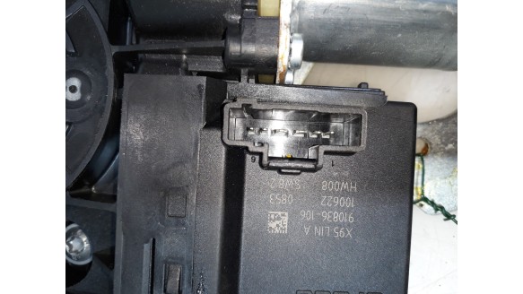 Recambio de elevalunas delantero derecho para renault scenic iii 2009-2016 family edition referencia OEM IAM 807302741R 80730274